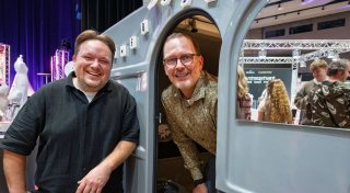 Unternehmer aus dem Kreis Gütersloh präsentieren einzigartige Fotobox bei Hochzeitsmesse
