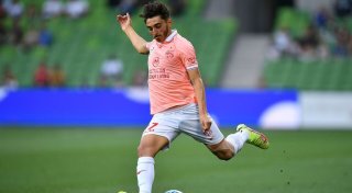 Schwuler Fußballprofi: «Bekomme immer noch Morddrohungen»