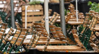 Dehoga: Regenwetter hat Gastro-Geschäft beeinträchtigt