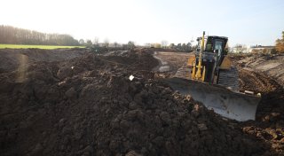 Start des Werreumbaus, ein Neubau für das Frauenhaus und ein Restaurant mit neuem Betreiber