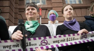 Grüne: Union soll legale Abtreibungen nicht blockieren