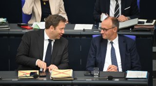 Klingbeils Baustellen: Zwei Haushalte, eine Mission