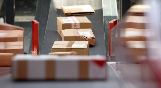 Post- und Paketärger: Online-Tool unterstützt Betroffene