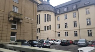 Tote Frau in Badewanne in Bad Salzuflen - gesuchter Ehemann stellt sich