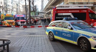 Fahrer rast in Menschenmenge: Was wir wissen - und was nicht