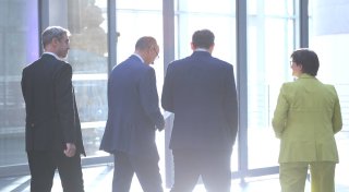 „Sozialpolitischer Irrweg“ - Stimmen zur Einigung zwischen Union und SPD