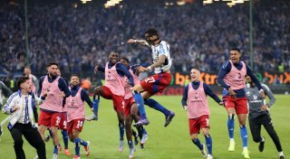 Endlich wieder Bundesliga! HSV im Partyrausch nach oben