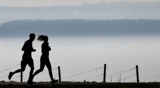 Studie: Frauen profitieren stärker von Sport als Männer