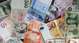 Urlaub außerhalb der Eurozone: 5 Tipps für Ihre Finanzen