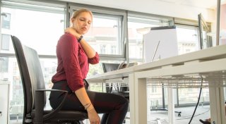 Schiefe Körperhaltung? So können wir entgegenwirken