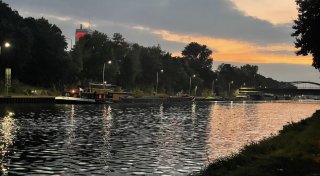 Führerloses Güterschiff auf dem Mindener Mittellandkanal: Unbekannte lösen Leinen