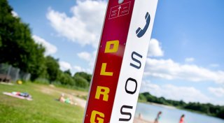 Mehr Badetote als früher - DLRG sieht doppelte Gefahr