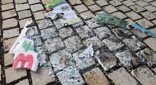 Vorfall landet beim Staatsschutz: Wahlplakat in Höxter verbrannt