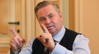 Bürgermeister Tim Kähler gibt seine erneute Kandidatur bekannt
