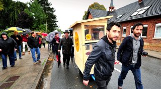 Bielefelder Fliegenrettung schafft es auf die große Leinwand