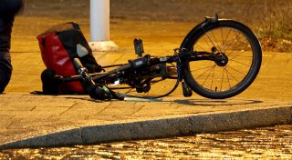Fahrradfahrerin stürzt in der Gütersloher Innenstadt: Stadt verweigert Schadenersatz