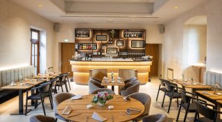 Neu auf Bielefelder Sparrenburg: Restaurant „Stadtblick“ eröffnet mit regionaler Küche