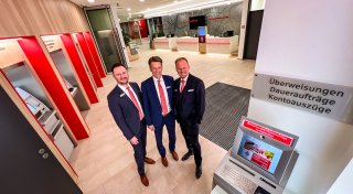 Exklusive Einblicke: So schick und modern ist die neue Innenstadt-Filiale der Sparkasse in Herford
