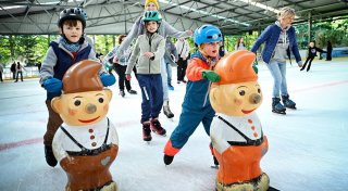 Nach Defekt in Bielefeld: Saisoneröffnung der Oetker-Eisbahn um eine Woche verschoben