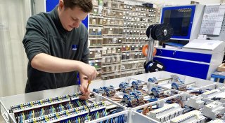 Trotz Abi: 19-Jähriger aus Kreis Gütersloh entscheidet sich für Ausbildung statt Studium