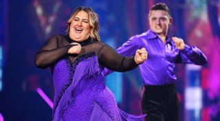 „Selfiesandra“ aus Bielefeld tanzt sich bei „Let’s Dance“ in die zweite Runde