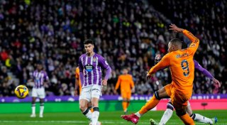 Dank Mbappé-Dreierpack: Real Madrid baut Spitzenposition aus