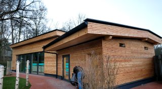Neues Angebot in Gütersloh: Riesige Sauna im Freizeitbad Welle feiert Premiere