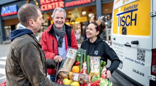 Bielefelder Supermarkt verschenkt Lebensmittel-Kisten: Neue Kooperation