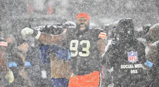 Sieg im Schneetreiben: Browns überraschen gegen Steelers