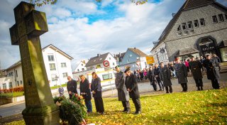 Bielefelder Schüler beklagen „zu viele Tote in zu vielen Kriegen“