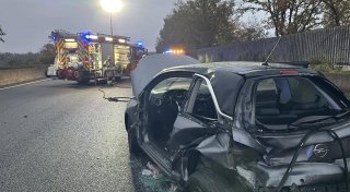 Zwei Schwerverletzte nach Unfall auf der A30 bei Löhne