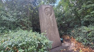 Kritik an der Stadtverwaltung: Verwahrlost das Bünder Goethe-Denkmal?