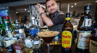 Espresso-Martini: Warum plötzlich viele Bielefelder verrückt nach dem Cocktail sind