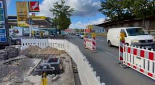 Baustelle auf der Eckendorfer Straße in Bielefeld: Schon jetzt ist eine Spur gesperrt