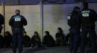 Dutzende Festnahmen bei Protestaktionen um Paris