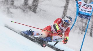 Ski-Star Odermatt gewinnt in Val d'Isère