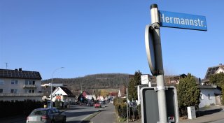 Droht bald Verkehrschaos? Fahrbahn der Albaxer Straße in Höxter soll saniert werden