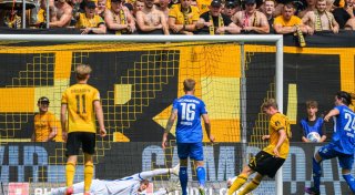Erster Sieg nach 25 Jahren: Magdeburg düpiert Dynamo
