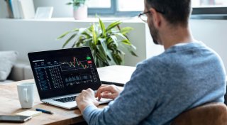 Lohnt sich ein Invest? Was aktive ETFs Anlegern bringen