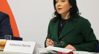 Studie: Mehrheit für Energiewende, aber mehr Tempo gefordert