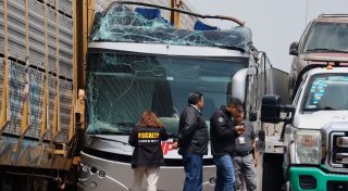 Zug erfasst Bus: Zehn Tote und Dutzende Verletzte in Mexiko