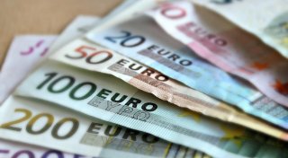 Bielefelderin veruntreut mehr als 24.000 Euro von pflegebedürftigem Schwager