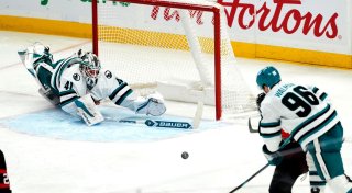 Starke deutsche NHL-Profis führen ihre Teams zu Siegen