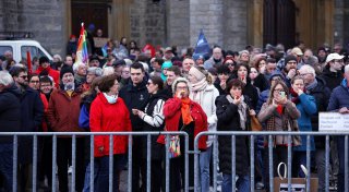 Viele Gegner bei AfD-Kundgebung in Gütersloh: Schmierereien sorgen im Nachgang für Ärger