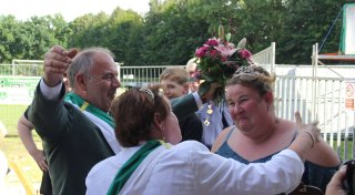 Schützenfest in Neustadt: Bad Oeynhausener Bürgermeister wird unerwartet König