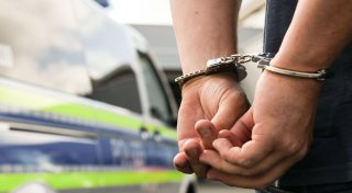 Aufmerksame Nachbarin im Kreis Gütersloh hilft bei Festnahme von Einbrecher-Paar