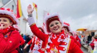 Kostüm-Flohmarkt, James Bond und Tattoo Convention: Die Wochenendtipps für OWL