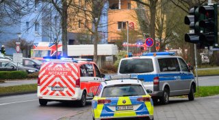 Großeinsatz bei verbarrikadiertem Mann in Hildesheim beendet