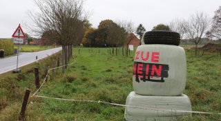 Sorge vor Flüchtlingsunterkunft im Kreis Gütersloh: Andrang bei Debatte mit Bürgermeister
