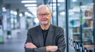 Große Ehre für Bielefelder Forscher: Ein unermüdlicher Seismograph der Gesellschaft